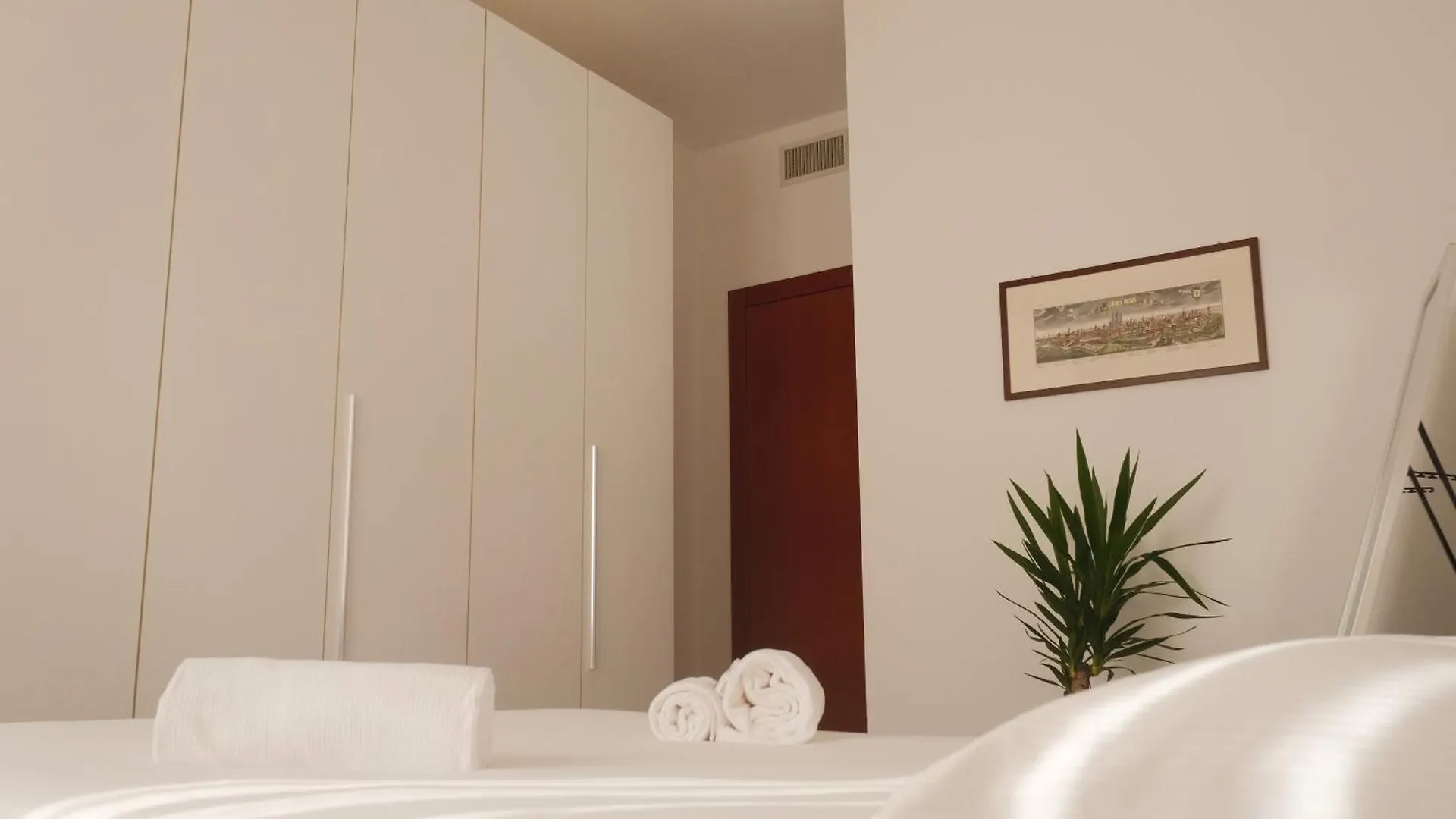 Bwr - Apartments Near Mico, Alberti Milan